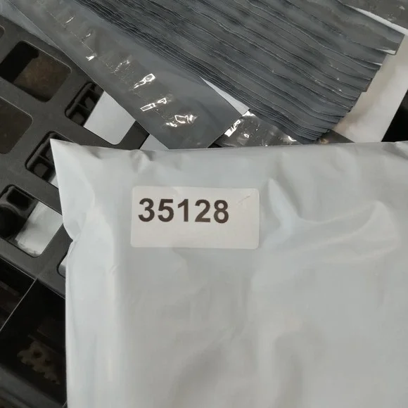 FIDLAR Cheap Beer Shirt Mens XL Blue Band Graphic Punk Rock Music Indie Tee - Picture 8 of 8